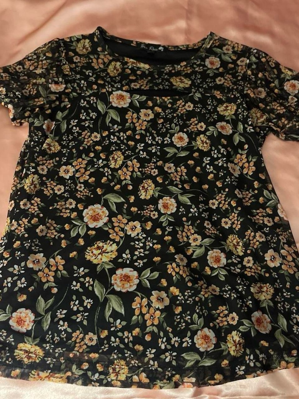 Floral Short Sleeve Women's Top - Black with Yellow Floral